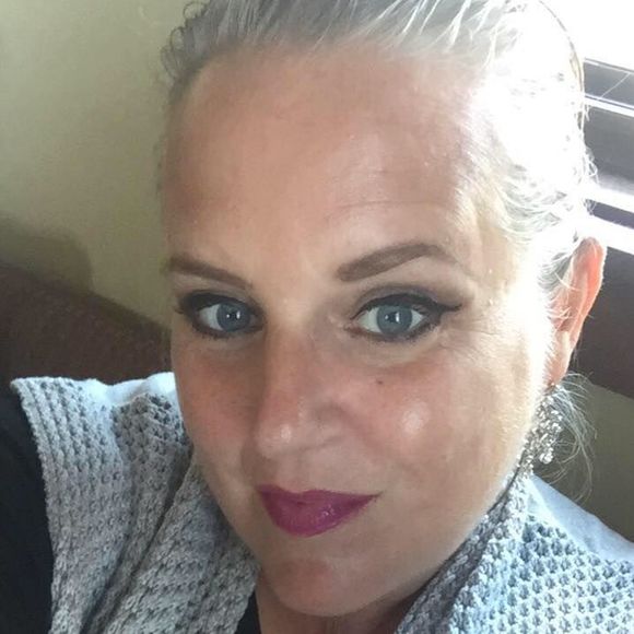 Meet your Posher, Andrea - Picture 1 of 1